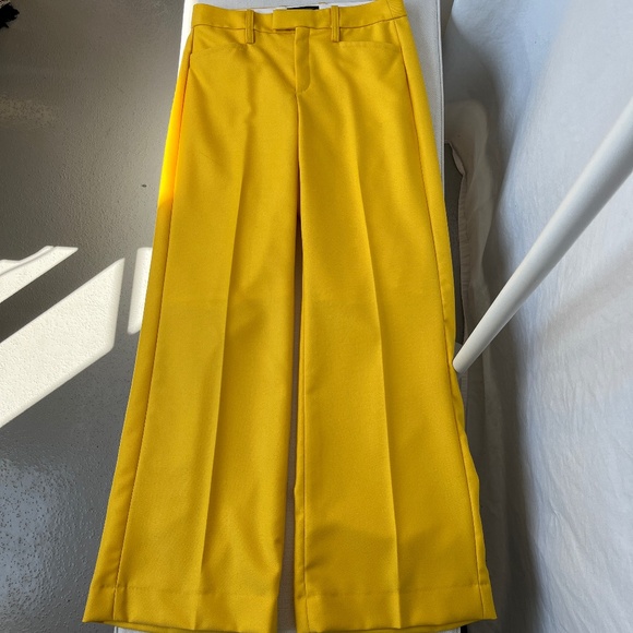 Banana Republic Pants - Banana Republic 6Petite yellow 100% wool trousers, EUC.